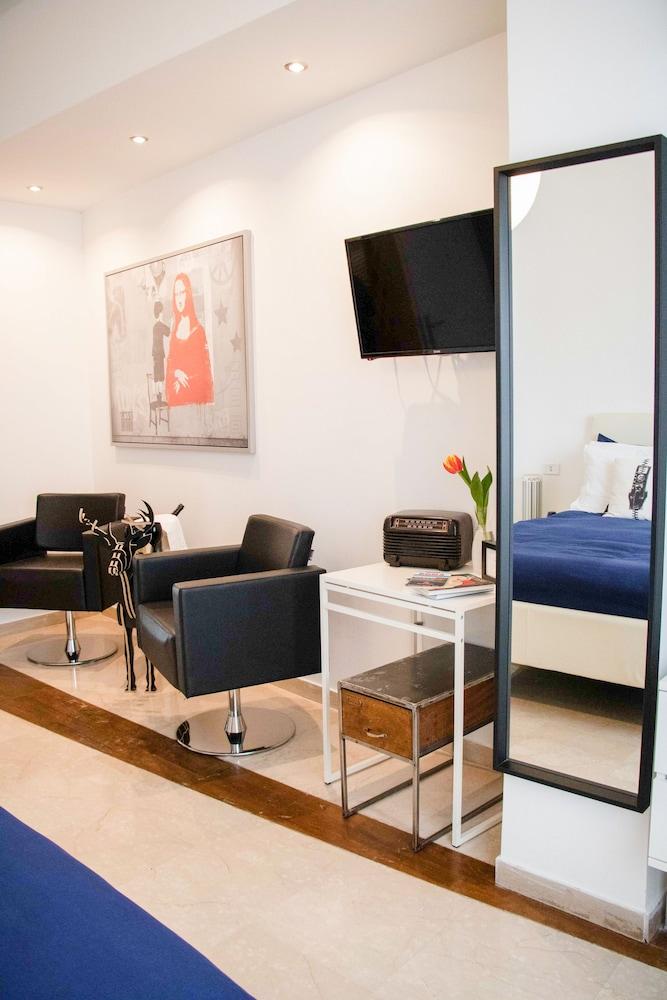Gallery 2* Roma
